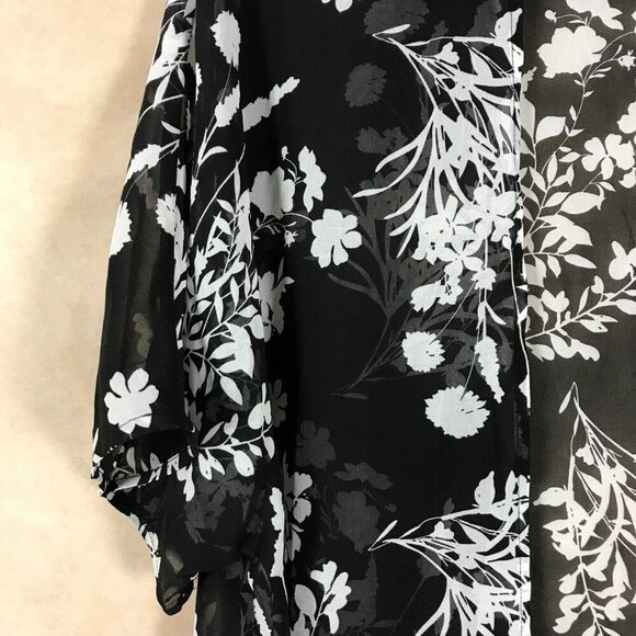 CALVIN KLEIN Black/White Floral Chiffon Cover-up Kimono NWT 4 - Picture 13 of 16